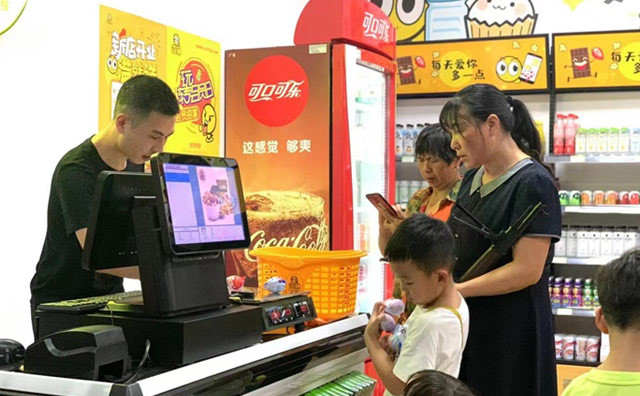 熱潮中的怡佳仁零食店加盟項目，三大優(yōu)勢說服你